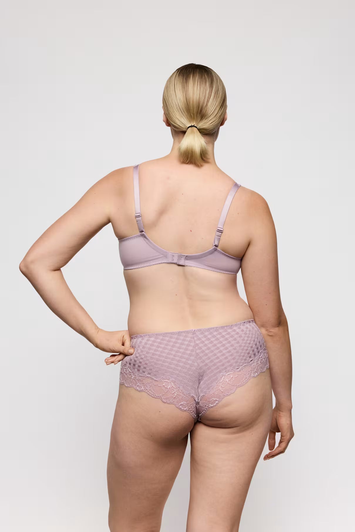 Madison Non Padded Full Cup Seamless Bra in Soft Sand - Prima Donna