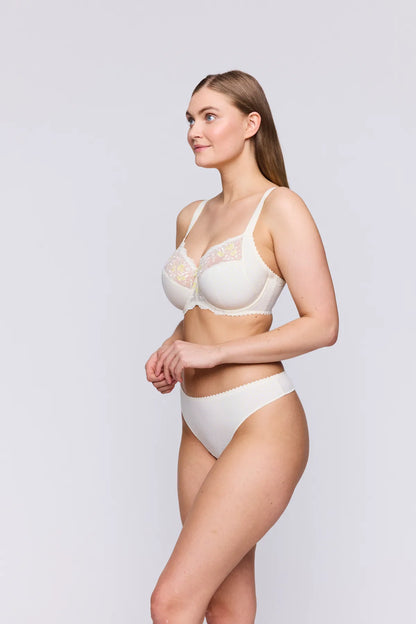 Novaro Full Cup In Vintage Natural - Prima Donna