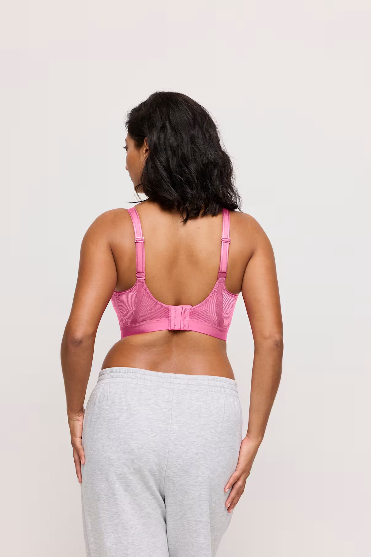 The Game Padded Sports Bra In Orchid Pink - Prima Donna