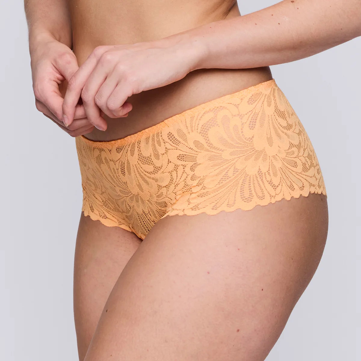 Rupi Hotpants In Sunny Day - Prima Donna Twist