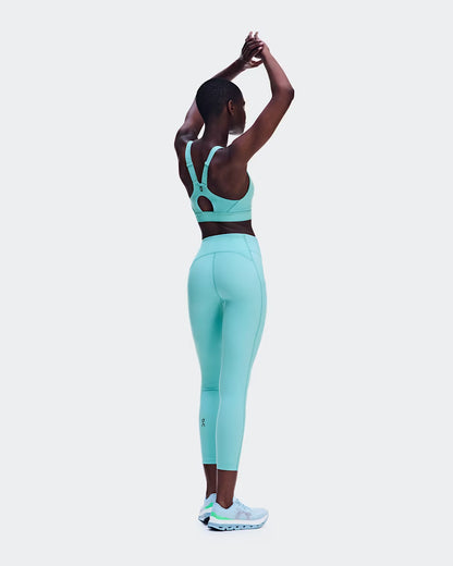 Performance Bra in Aquamarine - On Cloud