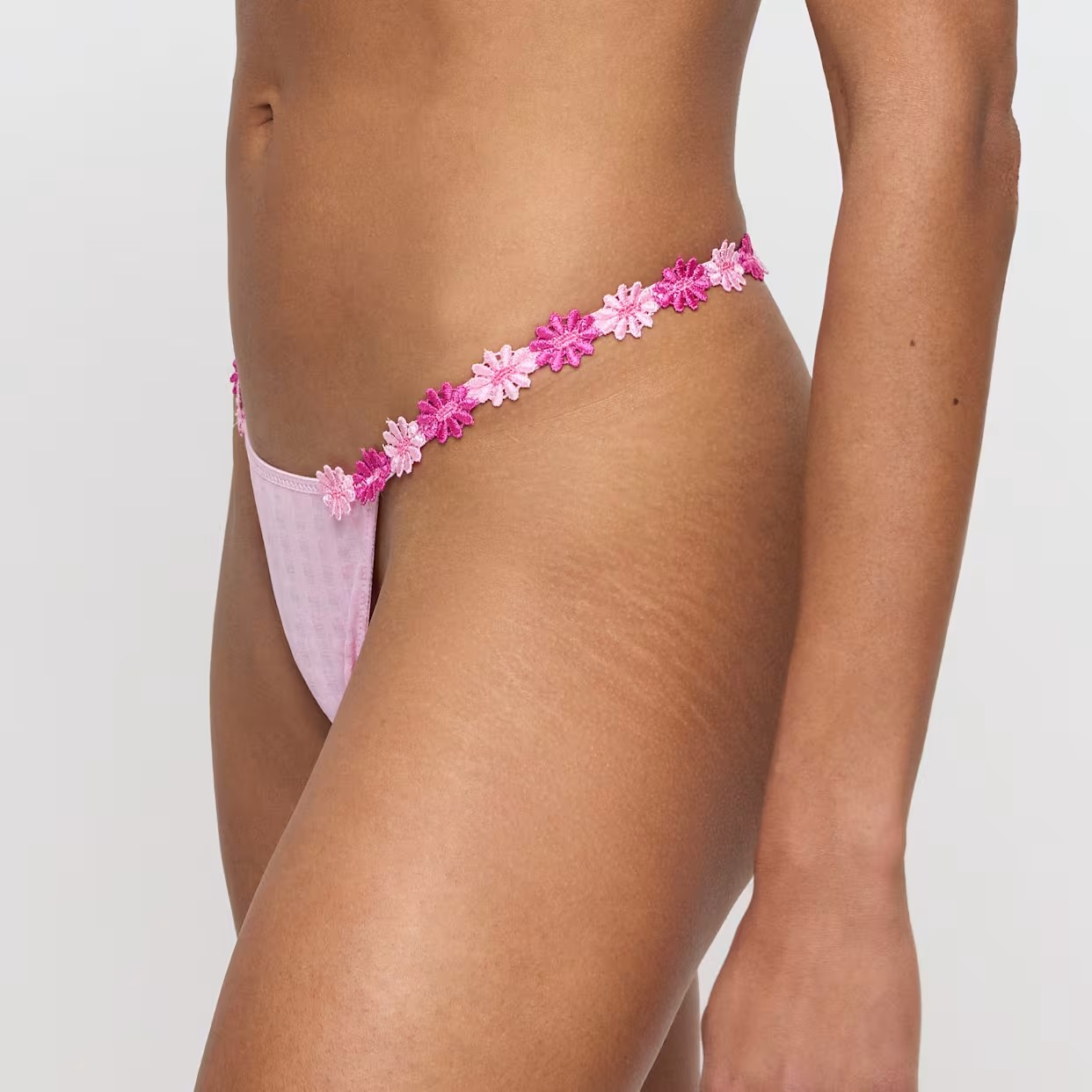 Avero Thong In Lily Rose - Marie Jo