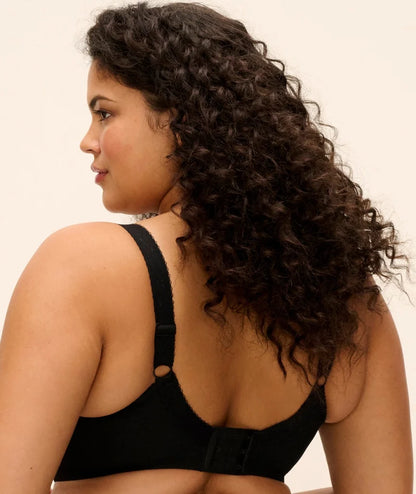 Lucie Underwired Plunge Bra In Jet - Elomi