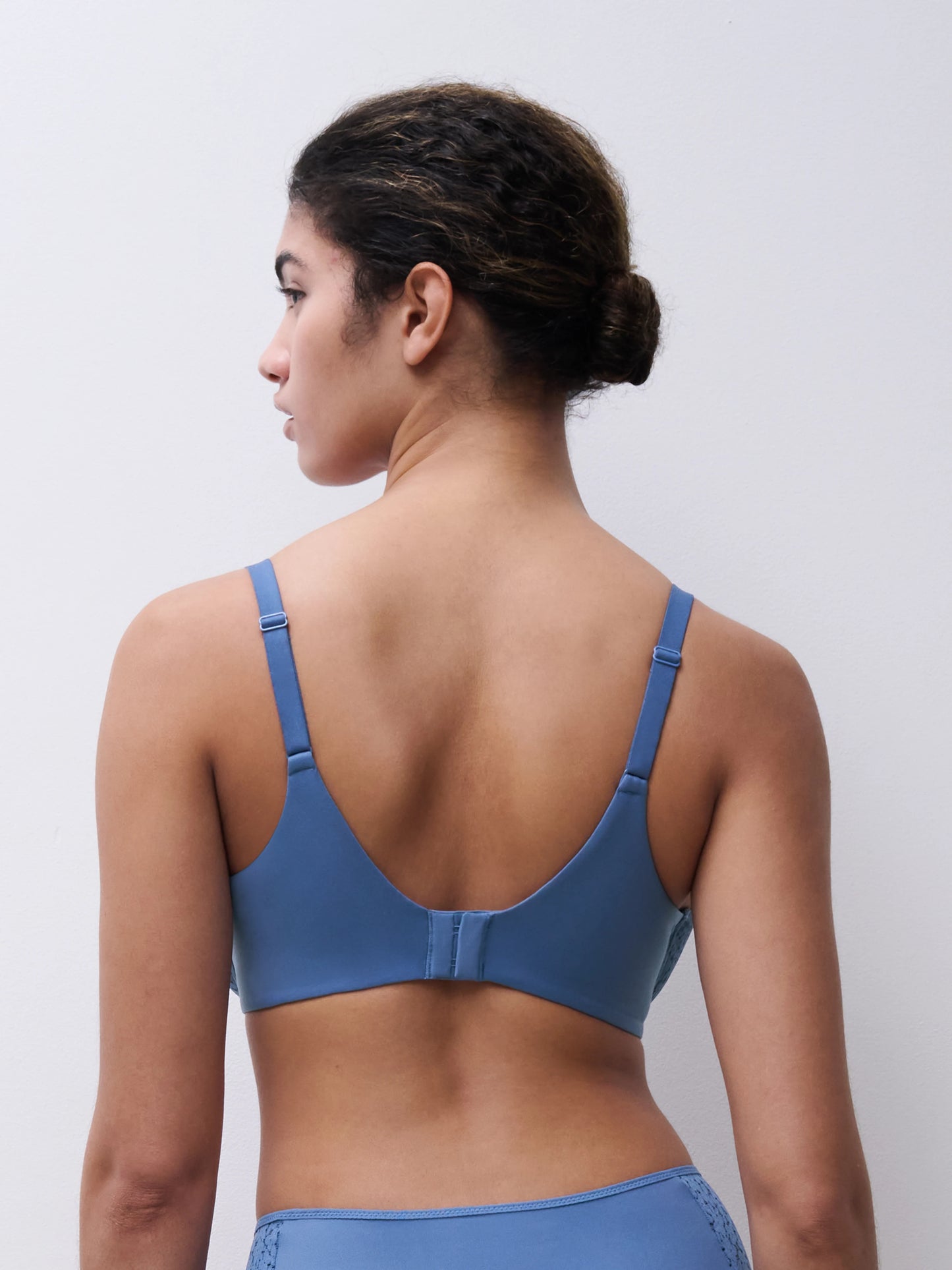 Norah Comfort Flex Fit Full Cup Bra In Ocean Blue - Chantelle