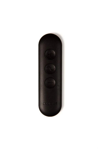 Vesta Vibrating Bullet Plug In Black - Je Joue