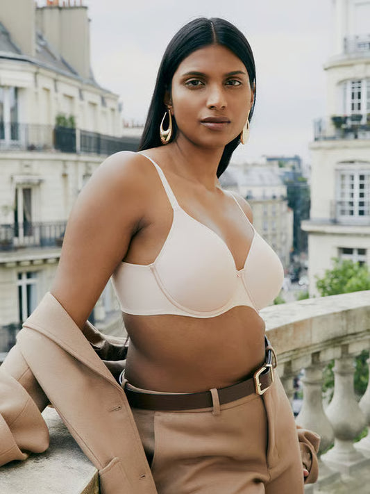 Comfort Chic Back Smoothing T-Shirt Bra in Rose - Chantelle