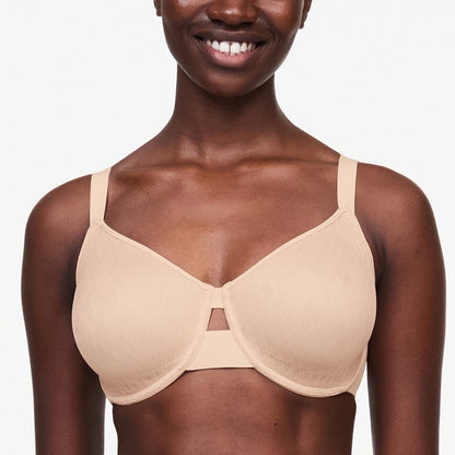 Smooth Lines Moulded Bra In Golden Beige - Chantelle