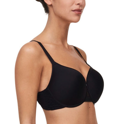 C Jolie Memory Foam Bra in Black - Chantelle