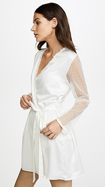 Showstopper Robe In Ivory - Flora Nikrooz