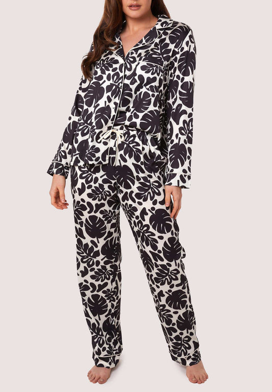 Abstract Satin Pyjama Satin Long Sleeve Pyjama Set In Black & White - Wolf & Whistle